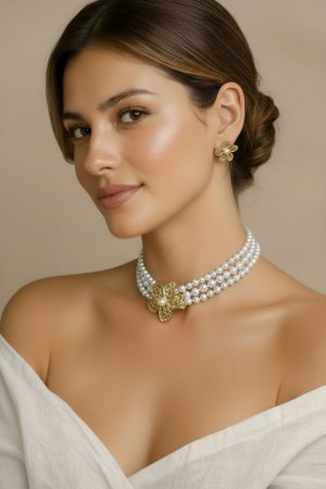 CONJUNTO CHOKER PÉROLAS FLOR COM BRINCO FLOR